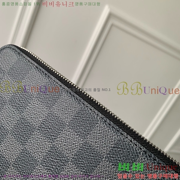 #̺   M63076-201
