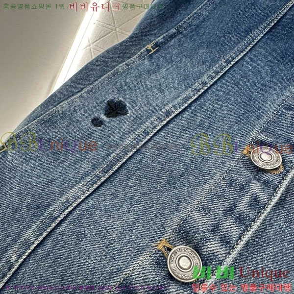   Ʈ DO215077-6