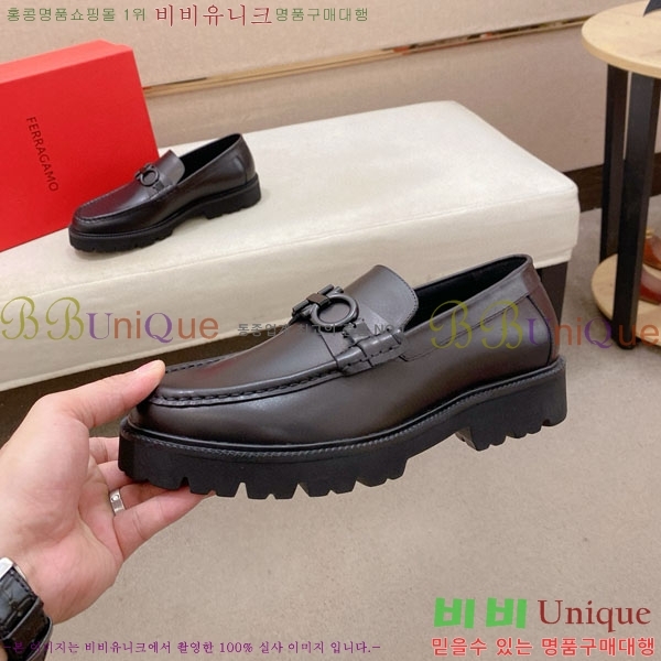  󰡸  FF889033