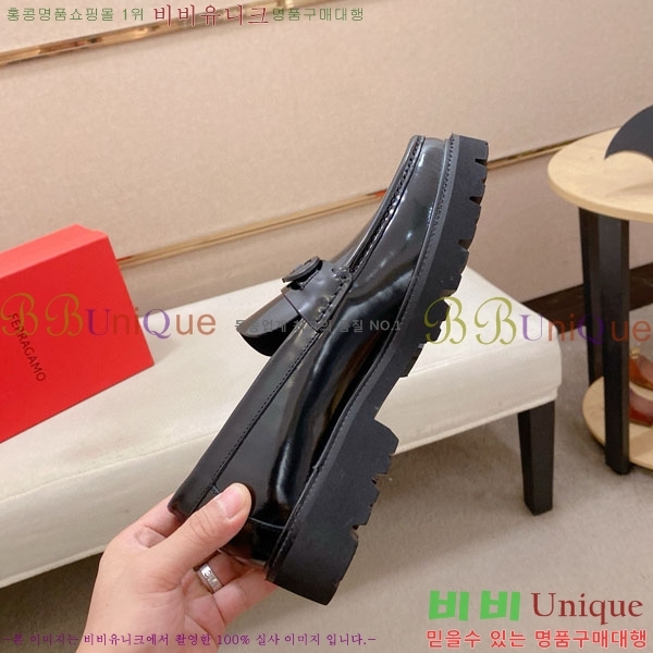  󰡸  FF889033-3