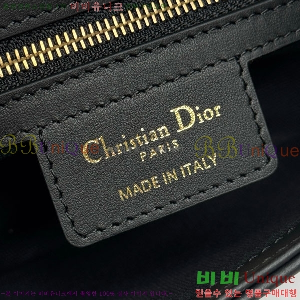 # Streetchic Ʈũ   M3913-2003