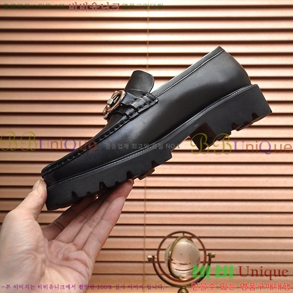  󰡸  FF889034