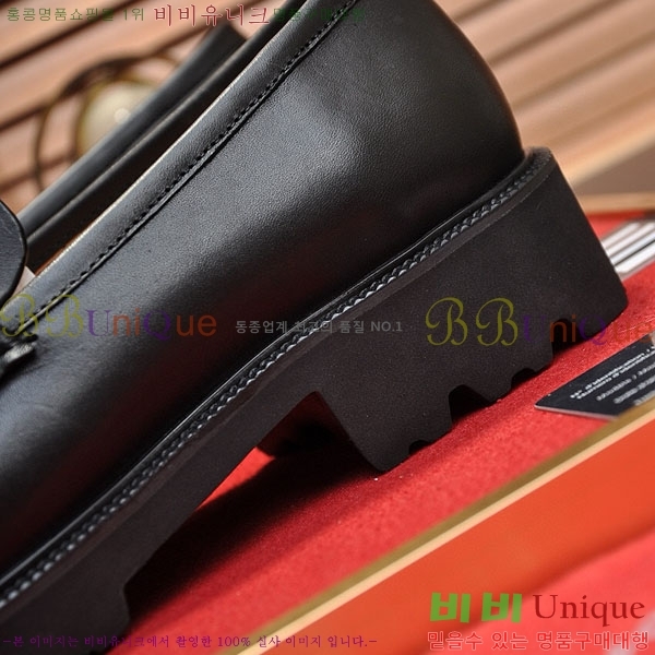  󰡸  FF889034
