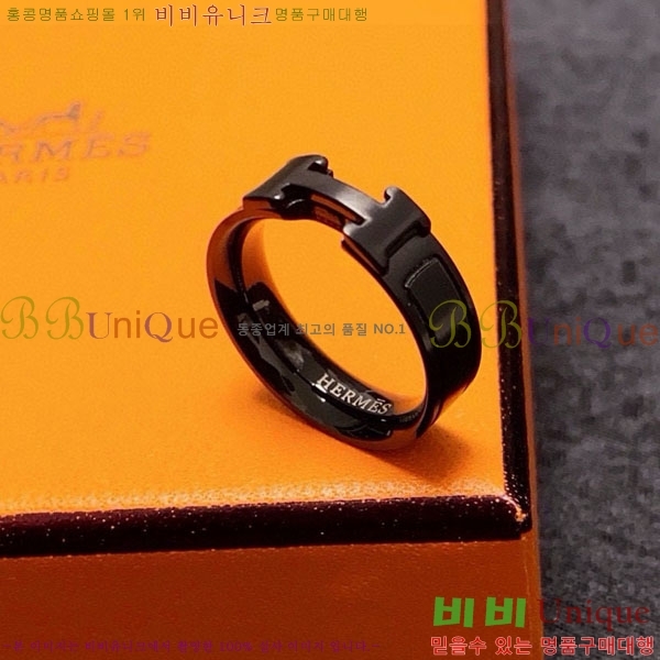 ޽  H8901207-4