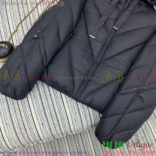  ** ٿ е MAXM2120544-18