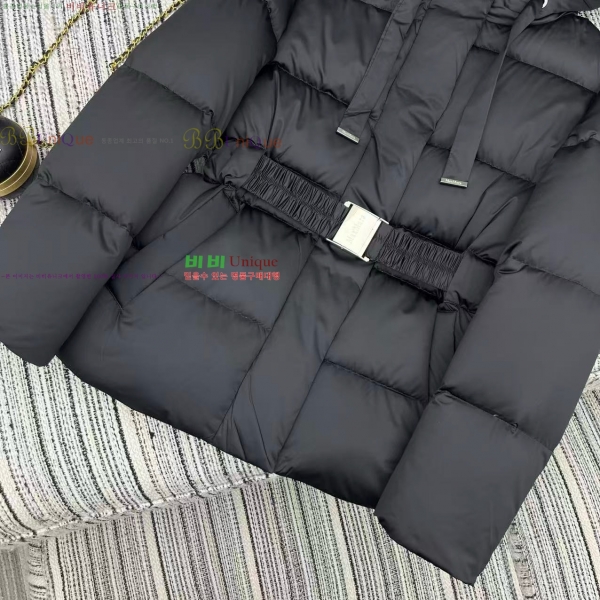  ** ٿ е MAXM3212088-6