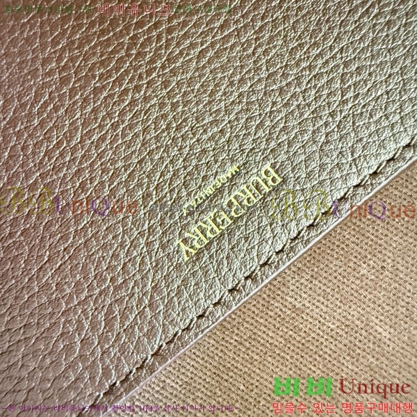 # ̷   81123431-101