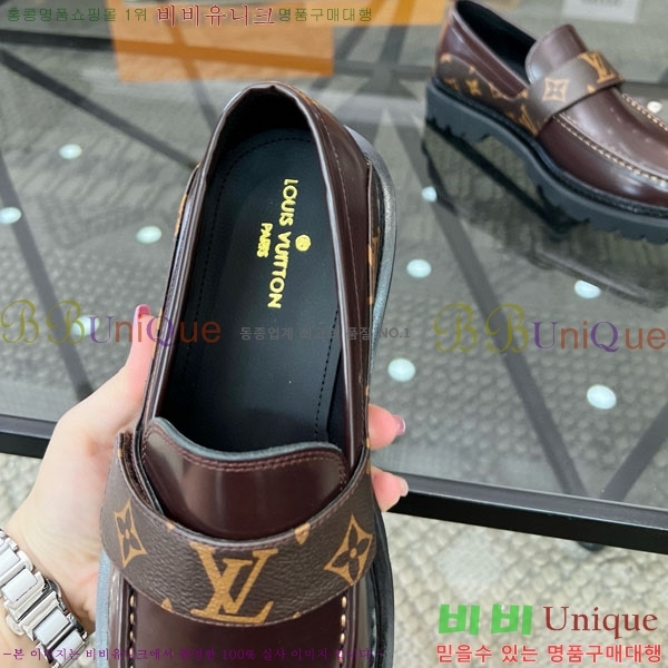  ̺  1LV69936-8