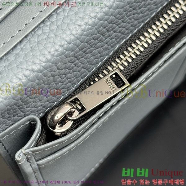 # Ƽ  2ESBC002-102