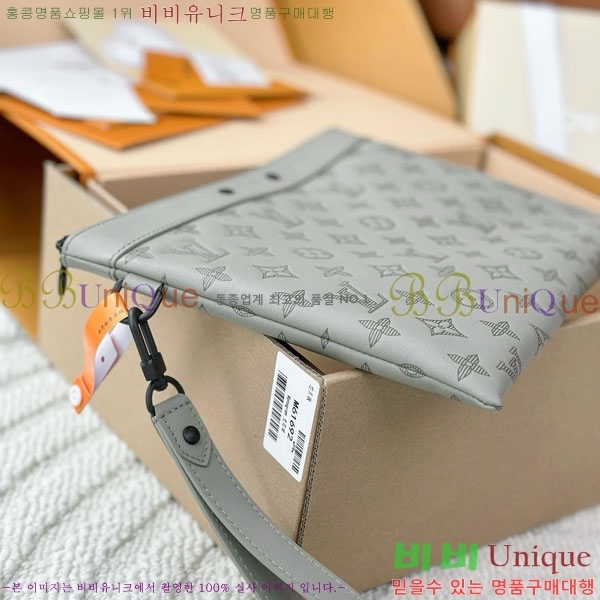 #̺ Ʈ  M81570-1002