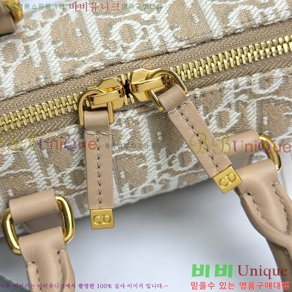 # ׷ 17   M2348-1001