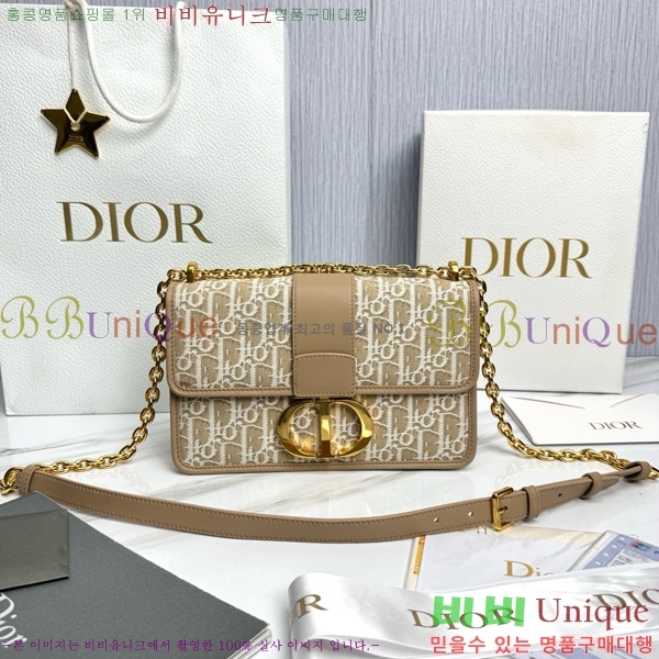 # 30  üι M9208-1001