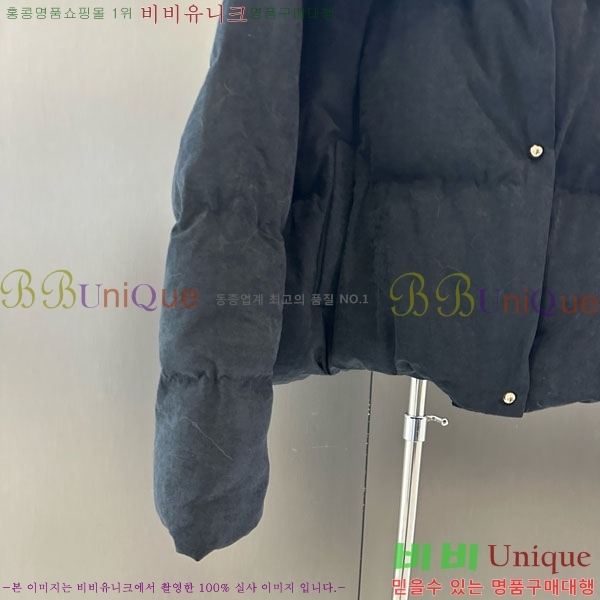  ** ٿ е MAX23402-11