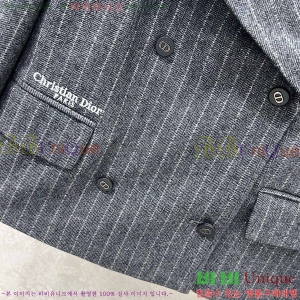   Ŷ DO1412028-7