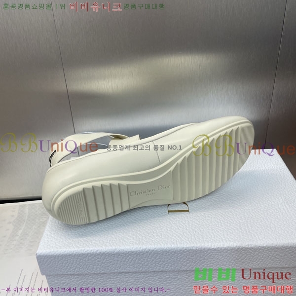  ÷ 3D2178994-2