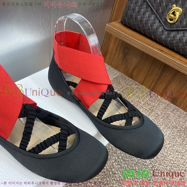  ÷ 3D2178994