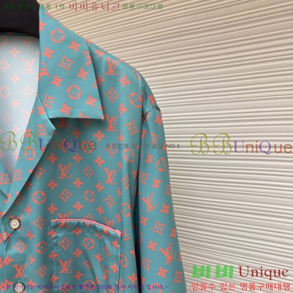 ̺   L25551874