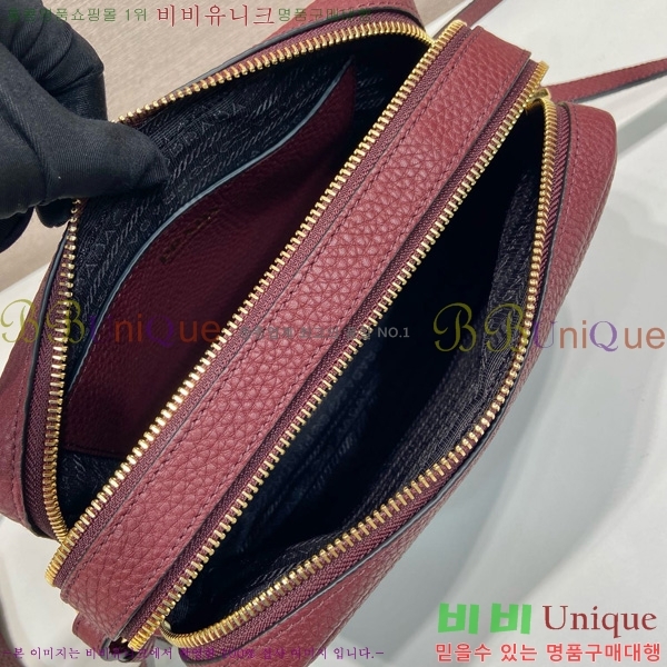 # ڷ  1BD082-301