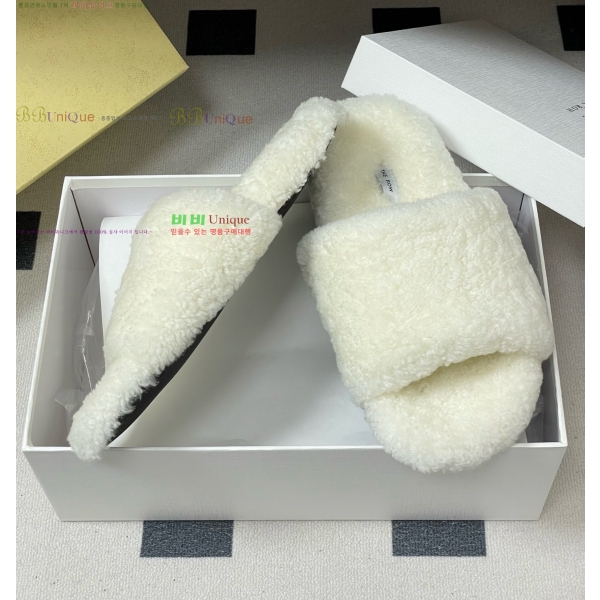  * þ   26TR25102295-3