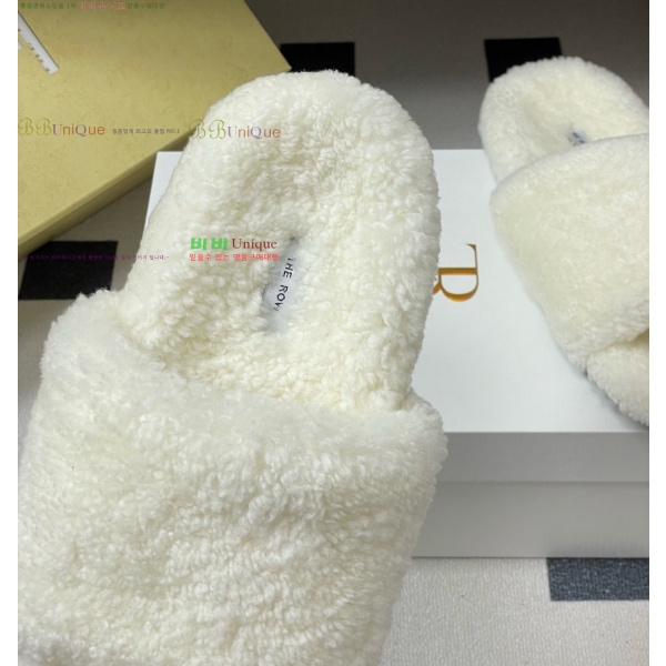  * þ   26TR25102295-3