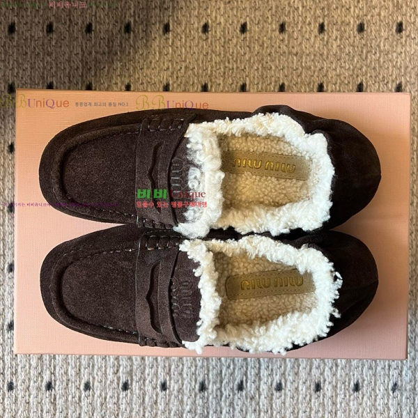  ̿** þ   30MU25102297-4