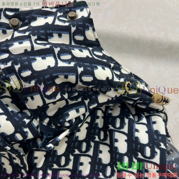   ٿ е  DO363450-10