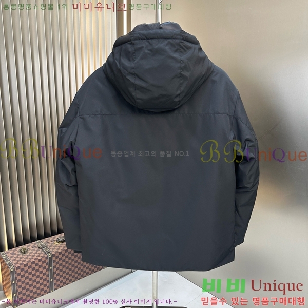   ٿ е PA154730-3
