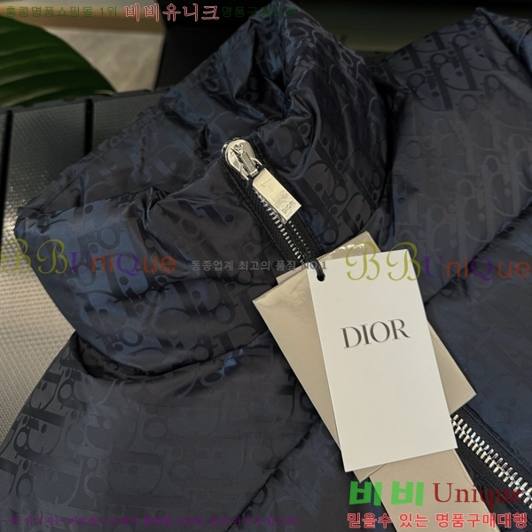   ٿ е DO396718-2