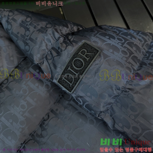   ٿ е DO396718-3
