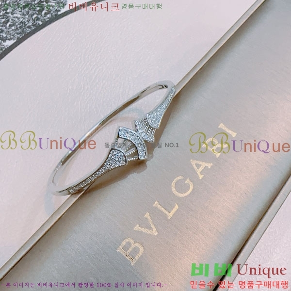  Ұ  BV1457488-1