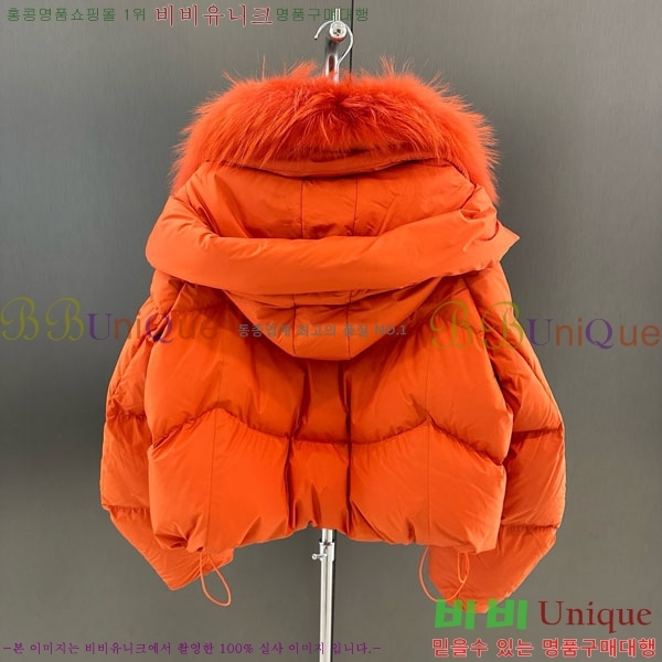  ** ٿ е MAX267869-21