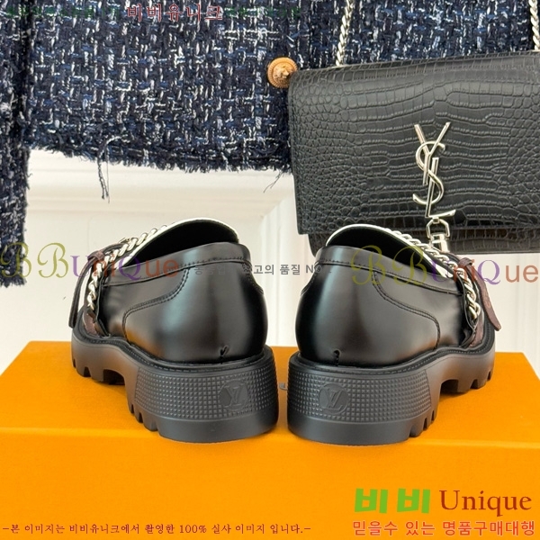  ** Ŭ  36L25102742-1