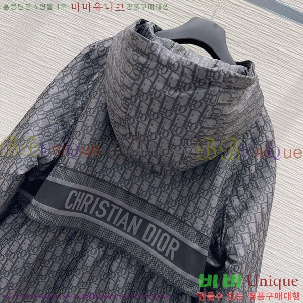   е  DO3634560-4