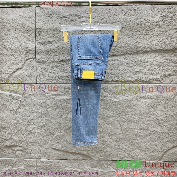   û FD987672
