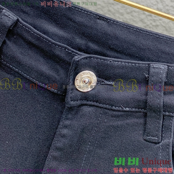   û P615651