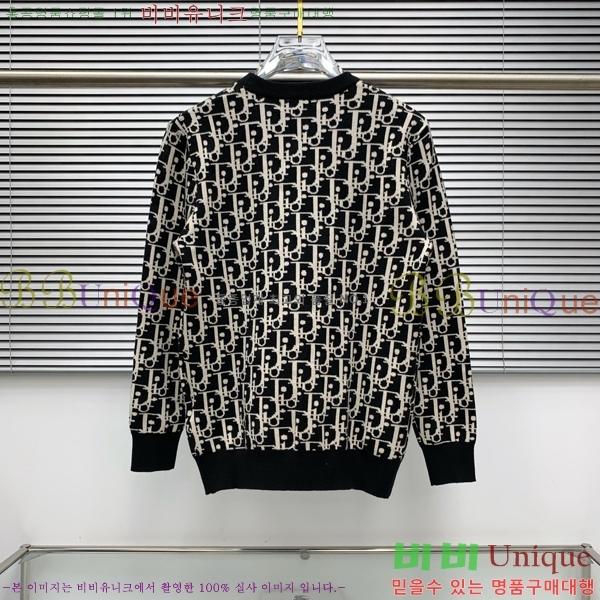    DOI5372-10