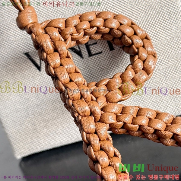 #װŸ  R  844672-118