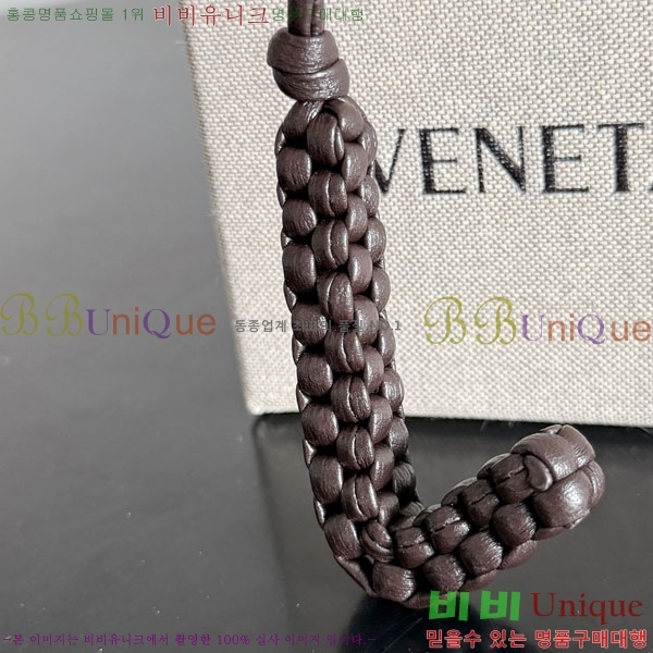 #װŸ  J  844672-110