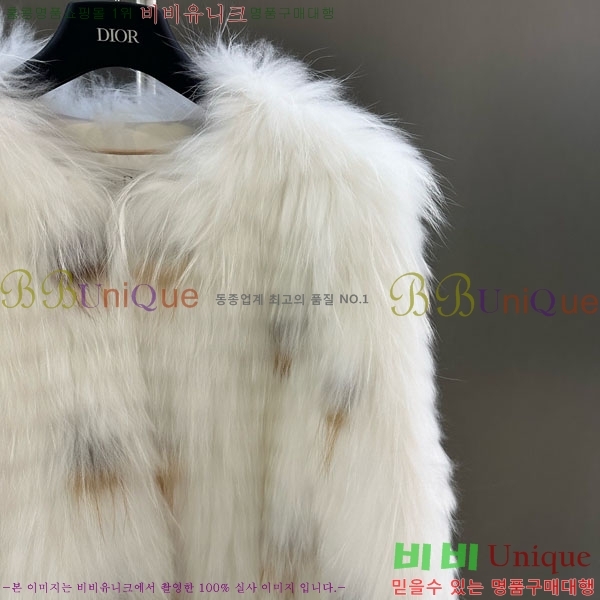   þ   DO3453430-29