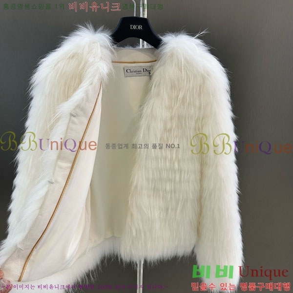   þ   DO3453430-32