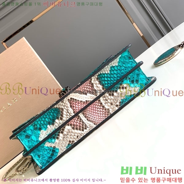 #Ұ Ƽ  üι 738500-301