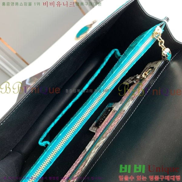 #Ұ Ƽ  üι 738500-301