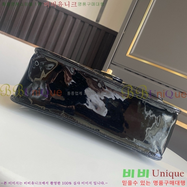 #* 25B  ÷   ü  AS5695-201