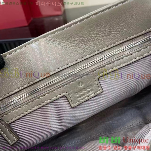 # GG  ̵  850676-102