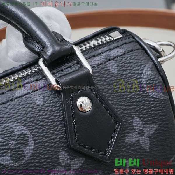 ̺ ǵ ݵѸ ̴ M26573-1