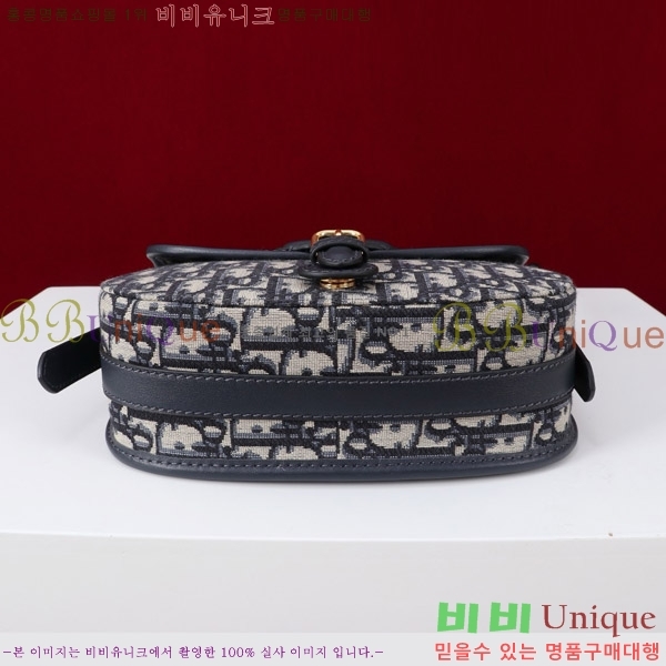 # ٺ BOBBY ̵ M9337-102