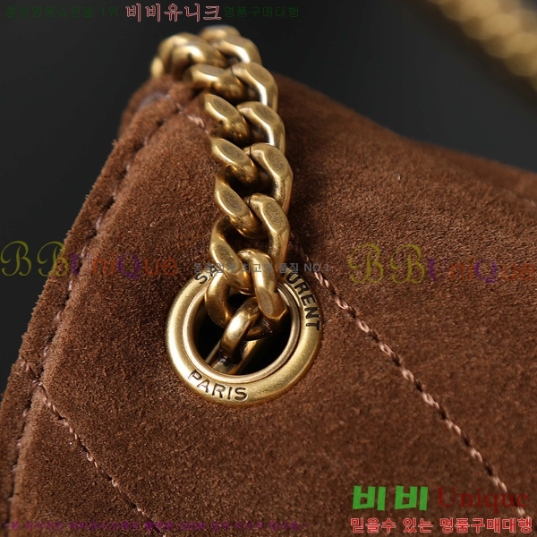 #ζ  ̴  821749-1001