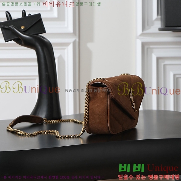 #ζ  ̴  821749-1001