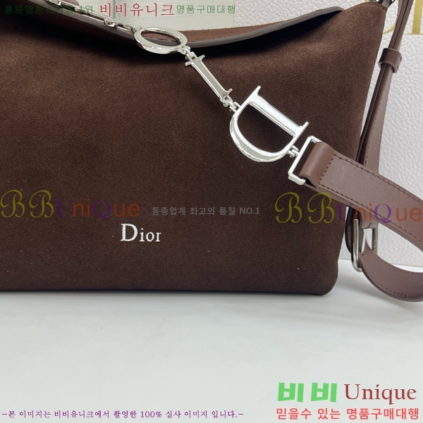 # ʼ ش JONATHAN ANDERSON ȣ M856324-4