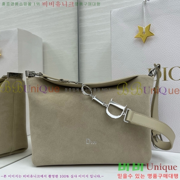 # ʼ ش JONATHAN ANDERSON ȣ M856324-3